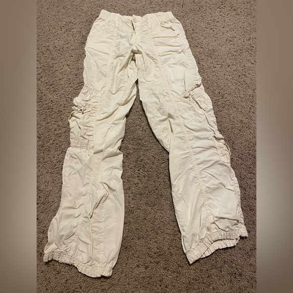 Y2K Cargo Pants - Picture 2 of 4